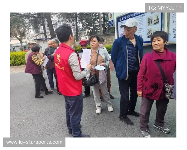 体操选手参与社区公益助老活动传递温暖，体操志愿者